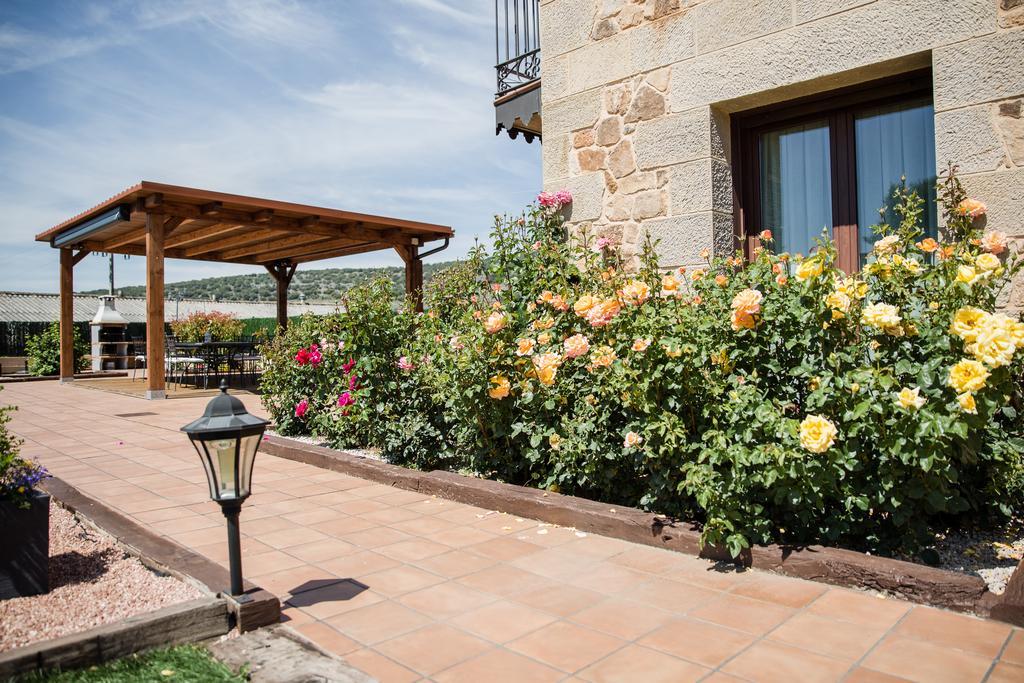Casa Rural Pico De Los Haces Soria Exteriör bild